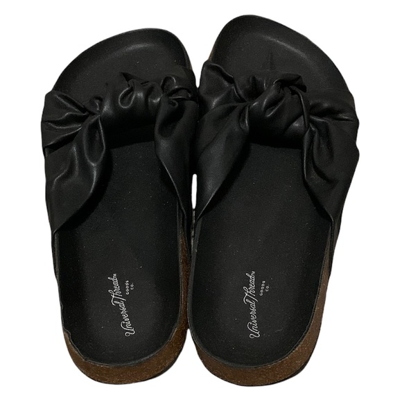 Universal Thread Sandals - Picture 3 of 5